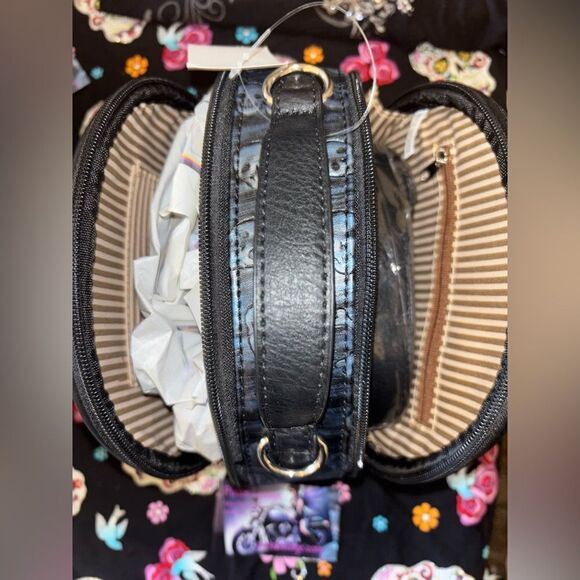 Rebels Ride Skull Crossbody Oval Bag - Picture 8 of 8
